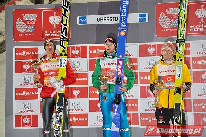 075 Podium konkursu